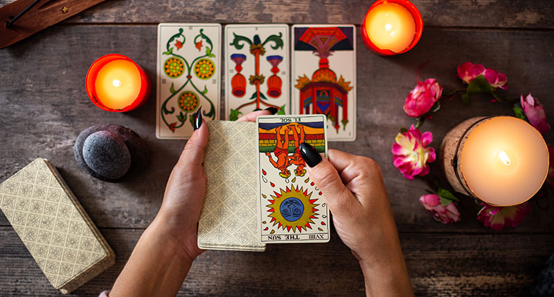 Tirage de carte voyance, Tarot de Marseille